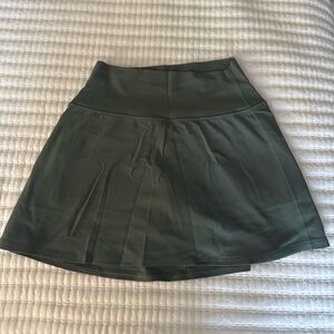 Lululemon Align High Rise Skirt size 8 green